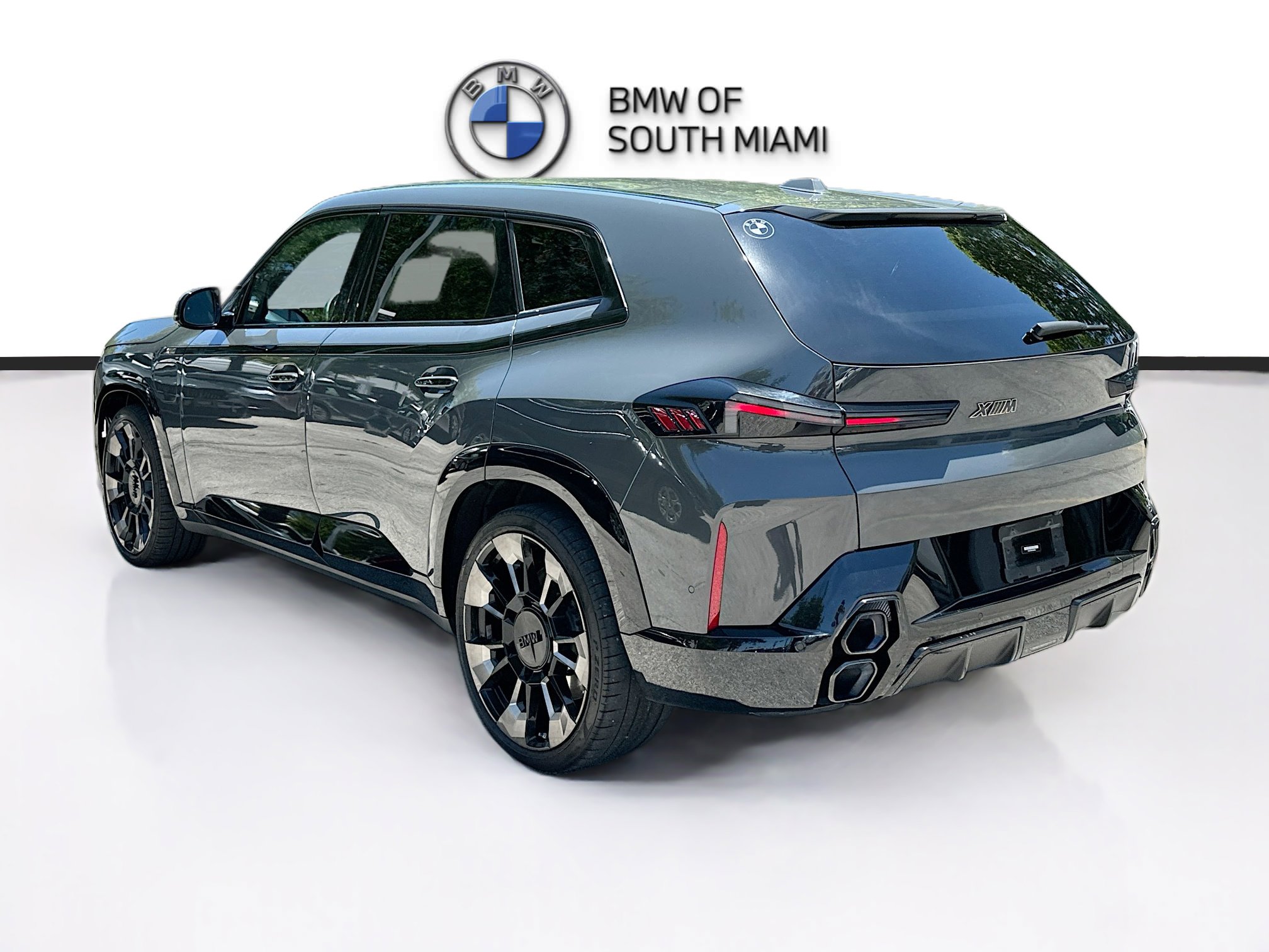 Used 2023 BMW XM AWD/4WD image 5