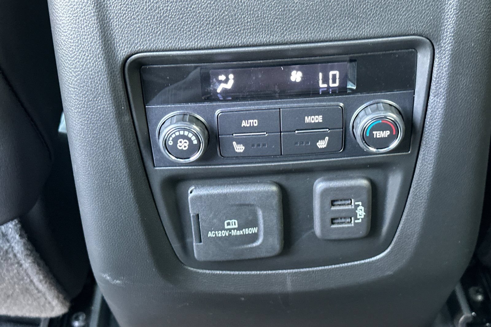 Certified 2024 Buick Enclave Avenir FWD image 15