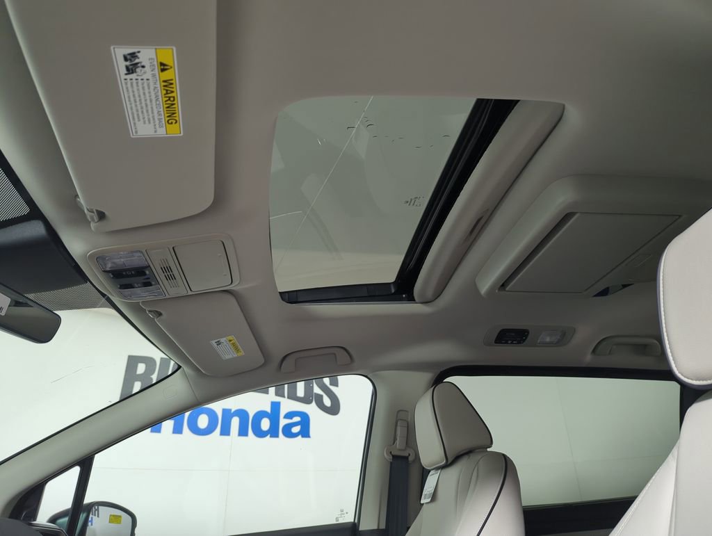 New 2026 Honda Odyssey Touring image 18