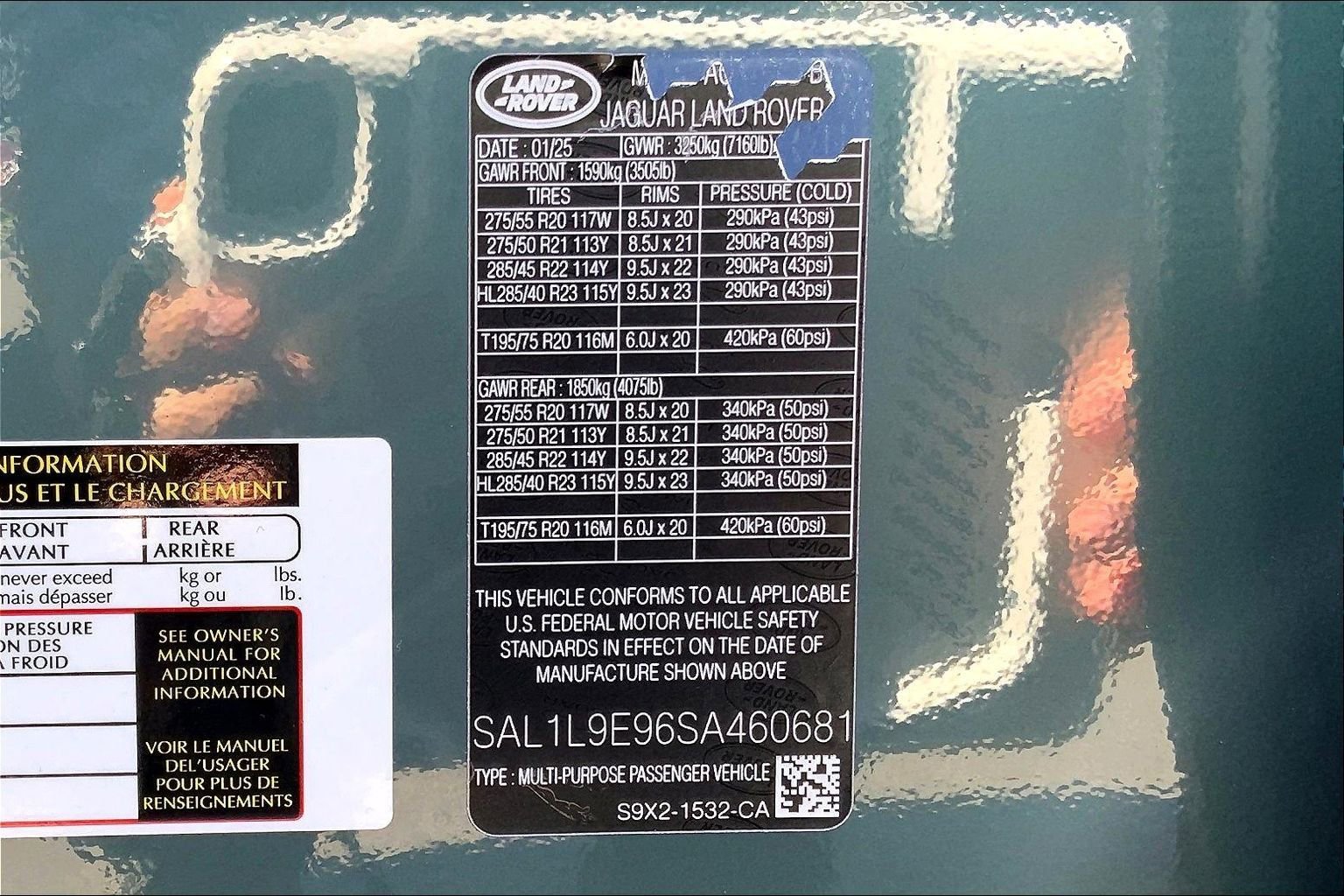 Used 2025 Land Rover Range Rover Sport Dynamic SE image 33