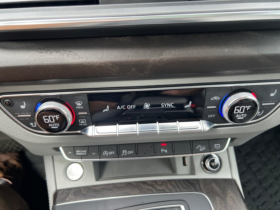 Used 2019 Audi Q5 2.0T Premium Plus AWD/4WD image 18