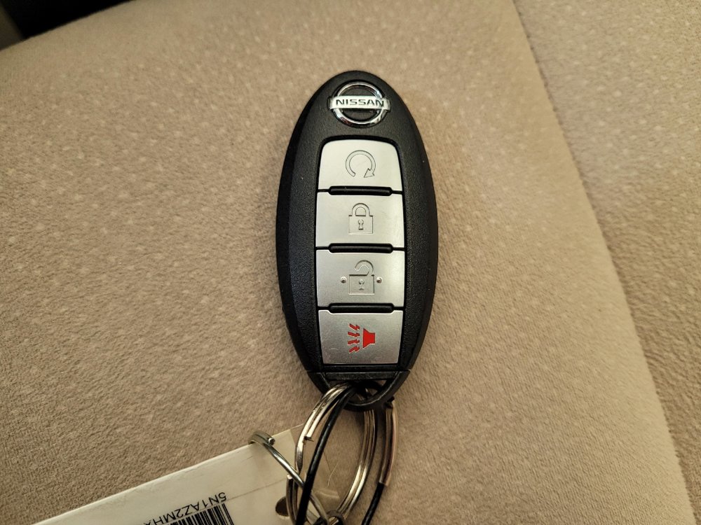 Used 2016 Nissan Murano SV w/ Premium Package image 32