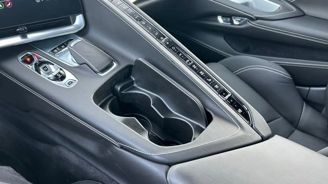 Used 2023 Chevrolet Corvette Stingray Premium Conv w/ Z51 Performance Package image 26