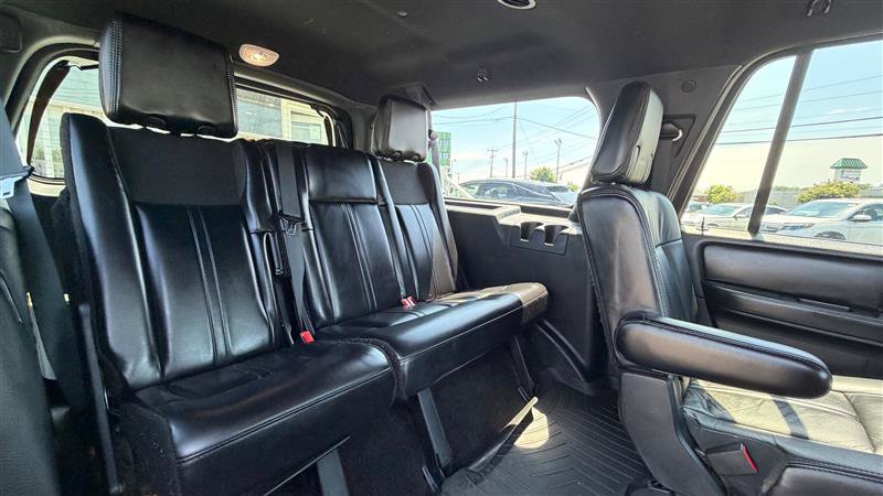 Used 2016 Lincoln Navigator L Select AWD/4WD image 37