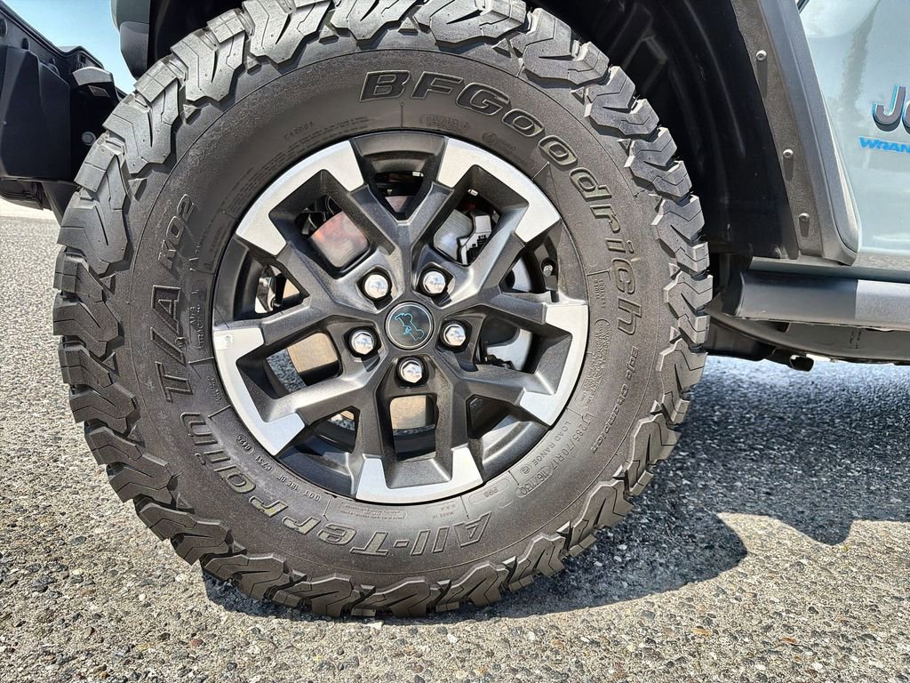 Used 2025 Jeep Wrangler Unlimited Rubicon 4xe w/ Safety Group image 18