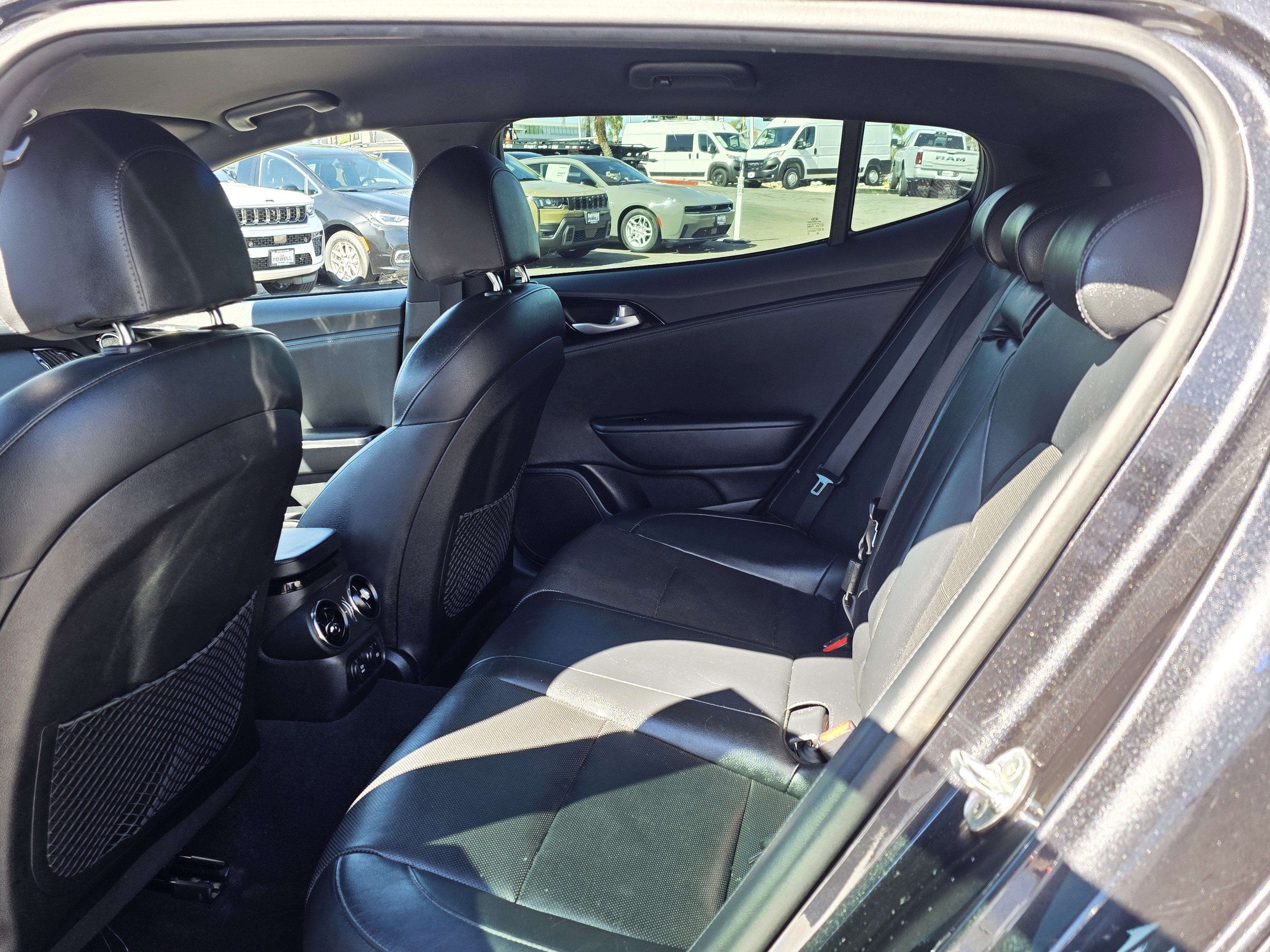Used 2020 Kia Stinger GT-Line image 19