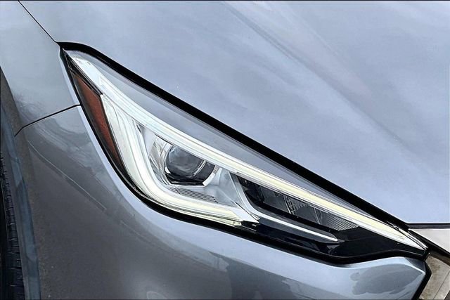 Used 2021 INFINITI QX50 Luxe w/ Appearance Package image 29