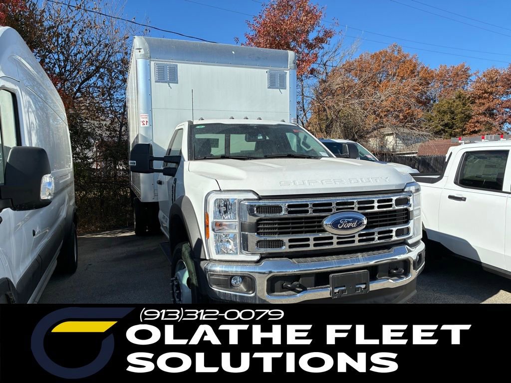 New 2025 Ford F550 2WD Regular Cab Super Duty image 5