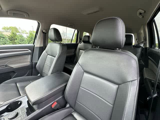 Used 2023 Volkswagen Atlas SE w/ Black Wheel Package AWD/4WD image 15