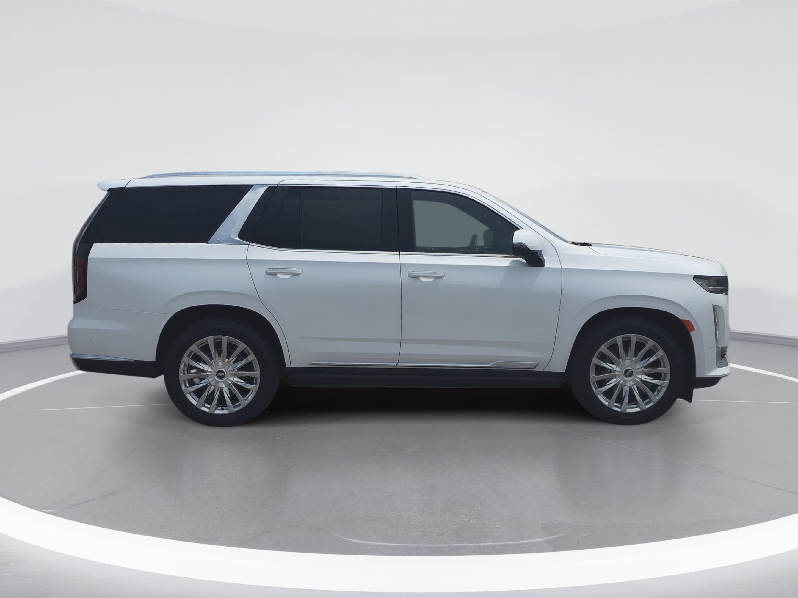 Certified 2023 Cadillac Escalade Premium Luxury w/ Performance Package AWD/4WD image 2