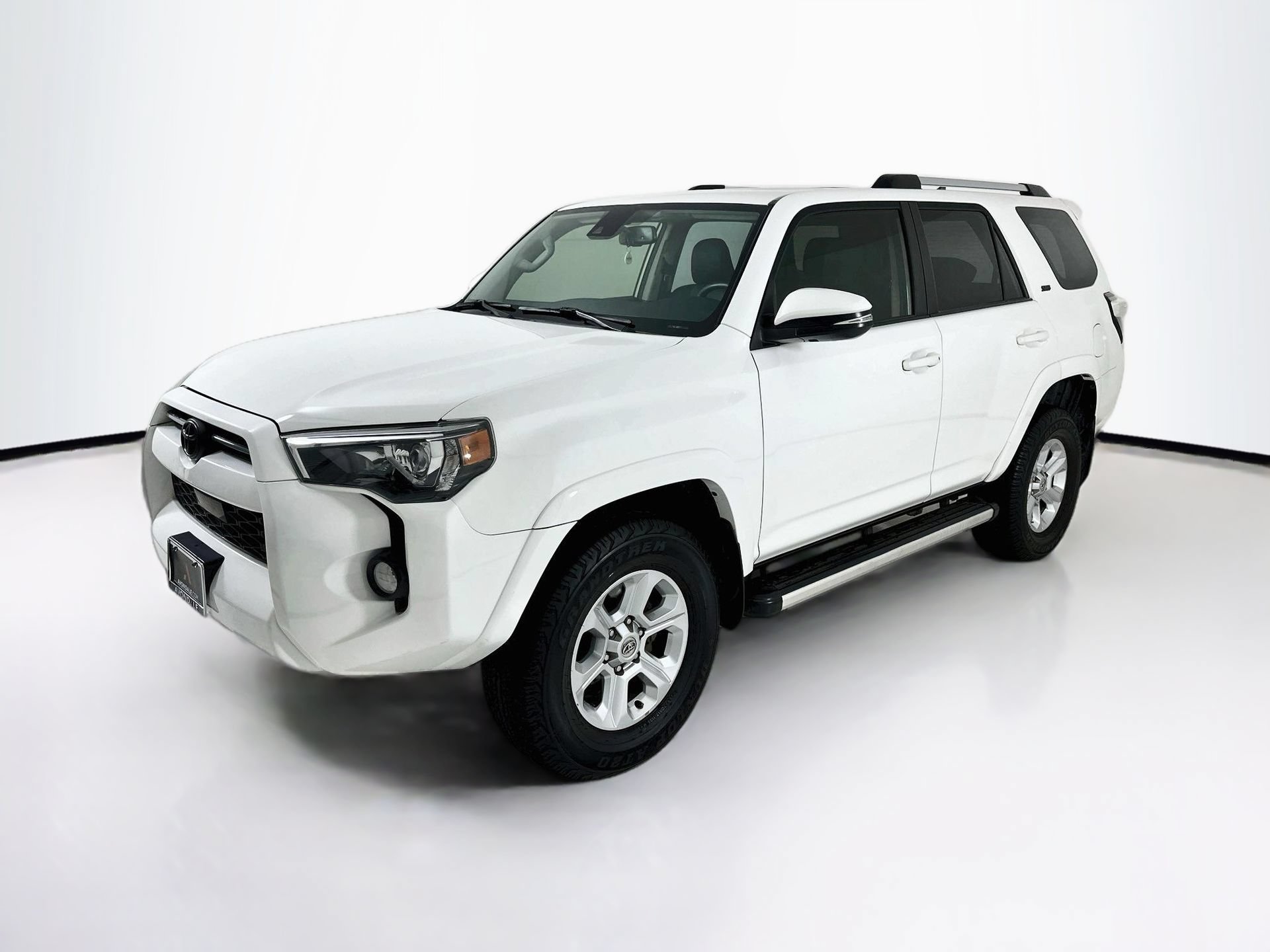 Used 2020 Toyota 4Runner SR5 Premium w/ Moonroof Package AWD/4WD image 3