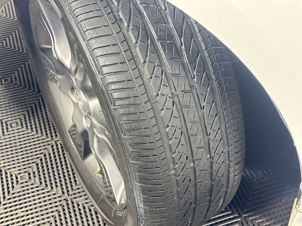 Used 2015 Toyota Sienna SE FWD image 35