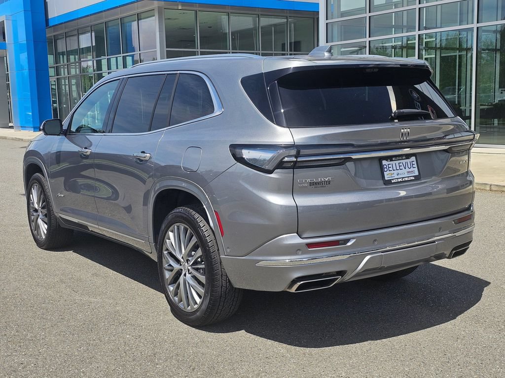 Used 2025 Buick Enclave Avenir w/ Super Cruise Package AWD/4WD image 3