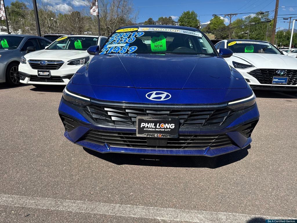 Certified 2025 Hyundai Elantra SEL FWD image 20