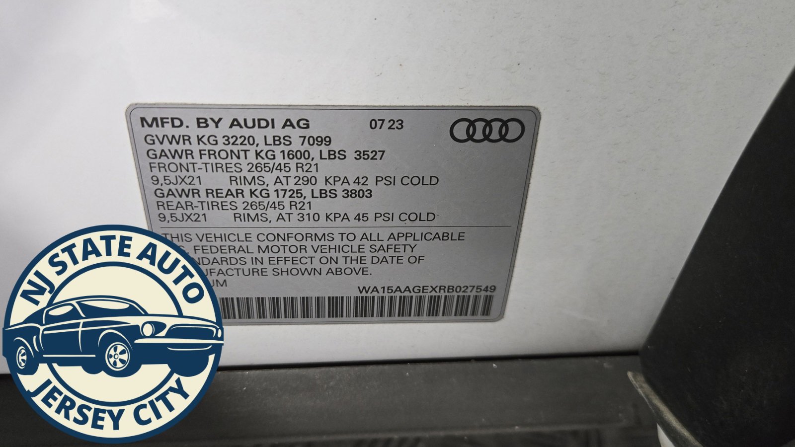 Used 2024 Audi Q8 e-tron Premium Plus image 25