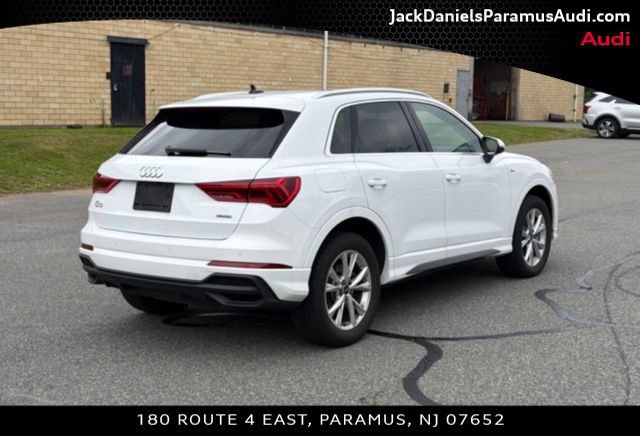 Used 2024 Audi Q3 2.0T Premium w/ Convenience Package AWD/4WD image 6