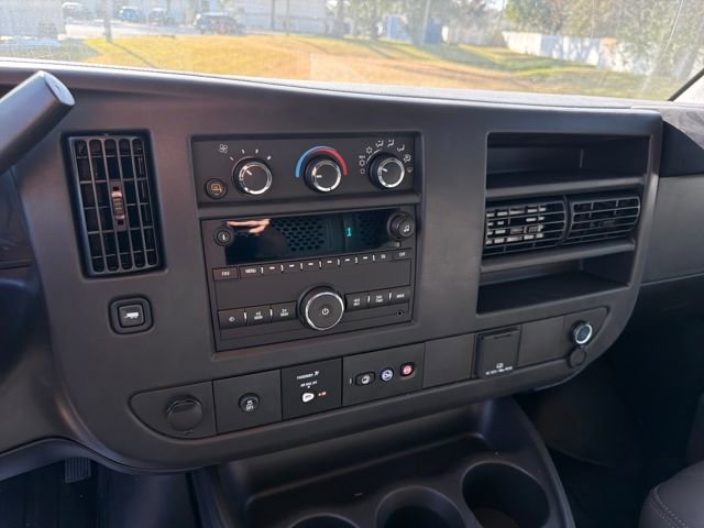 New 2025 Chevrolet Express 2500 Work Van 3D Extended Cargo Van w/ Driver Convenience Package RWD image 25