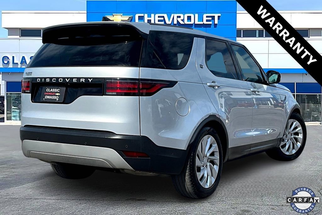Used 2024 Land Rover Discovery S image 5