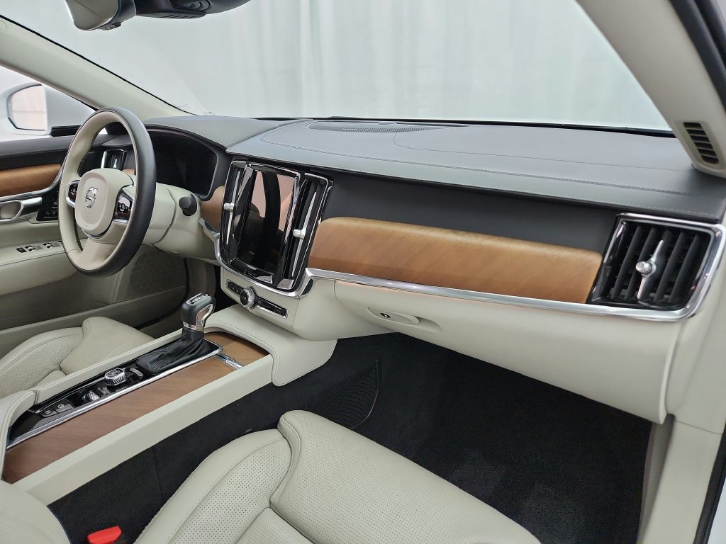 Used 2020 Volvo S90 T6 Inscription AWD/4WD image 30