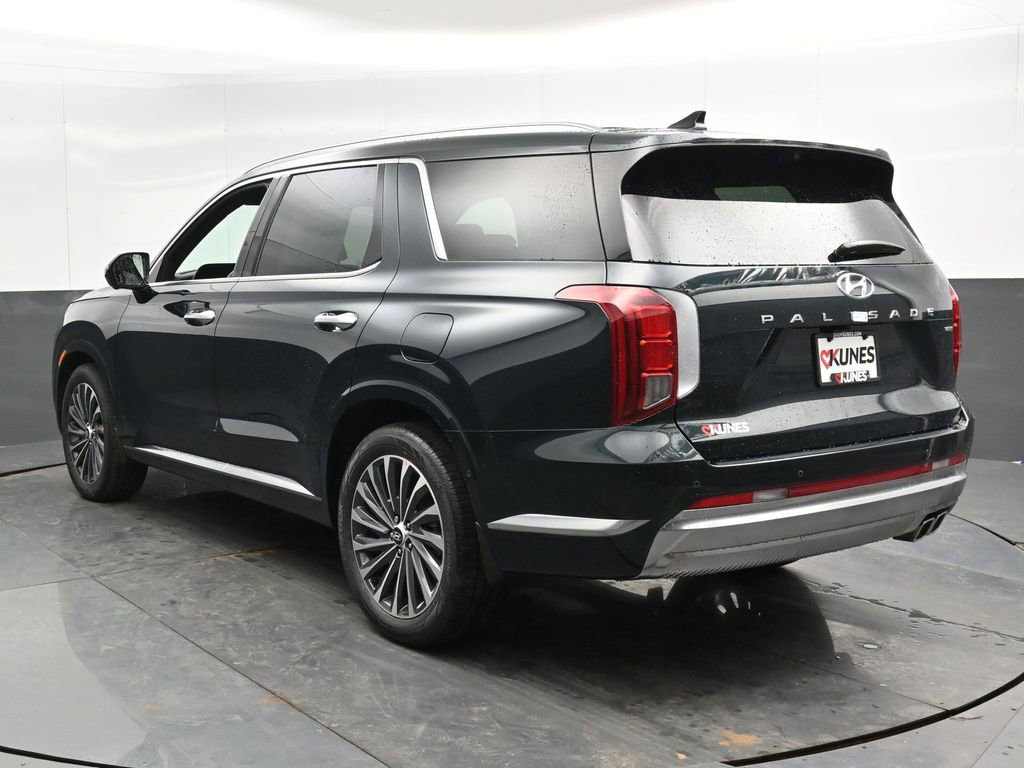 Used 2025 Hyundai Palisade Calligraphy image 10
