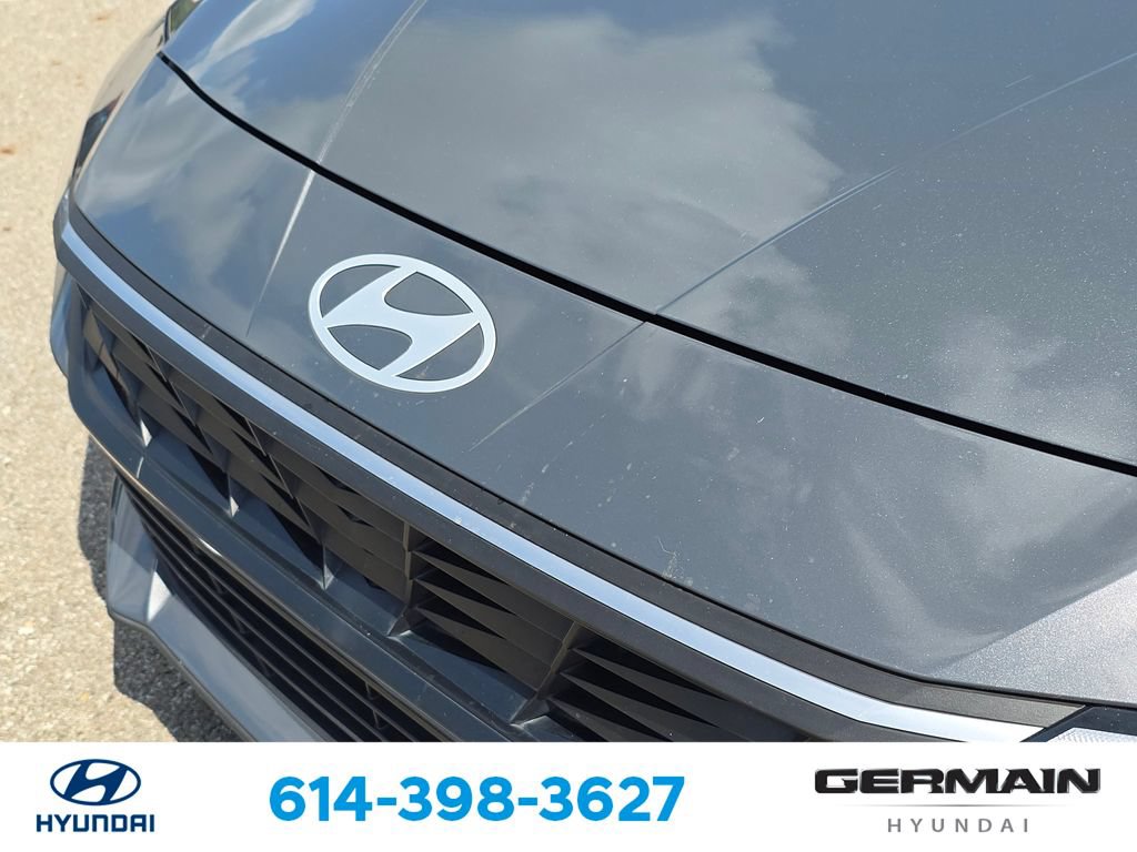 Used 2024 Hyundai Elantra SEL FWD image 14