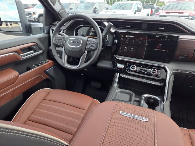 New 2026 GMC Sierra 2500 Denali Ultimate AWD/4WD image 32