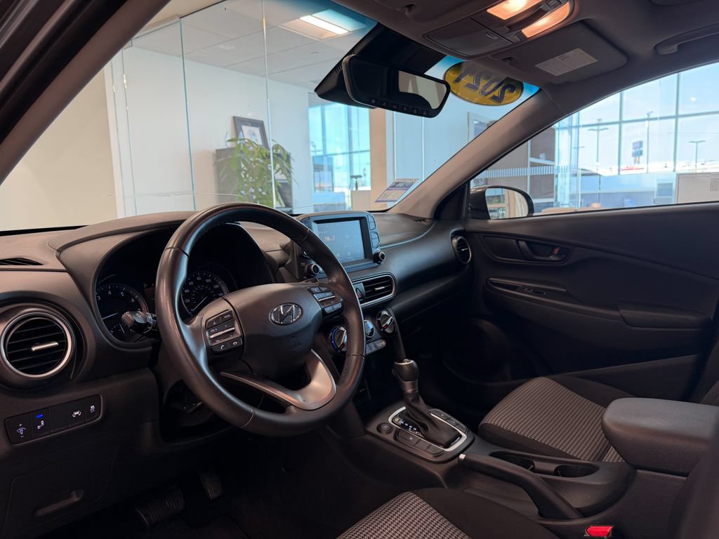 Used 2021 Hyundai Kona SEL Plus FWD image 13