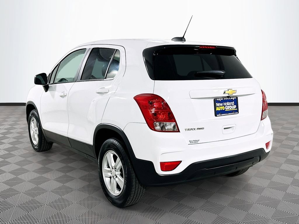 Used 2020 Chevrolet Trax LS w/ Tint and Cruise Package AWD/4WD image 5