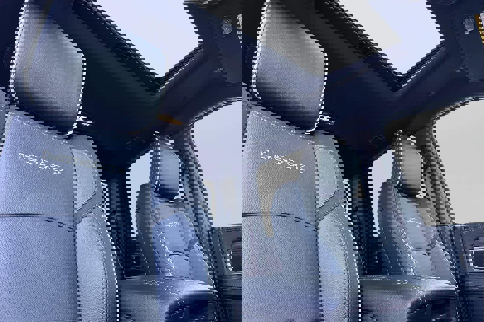 New 2025 RAM 3500 Laramie image 17