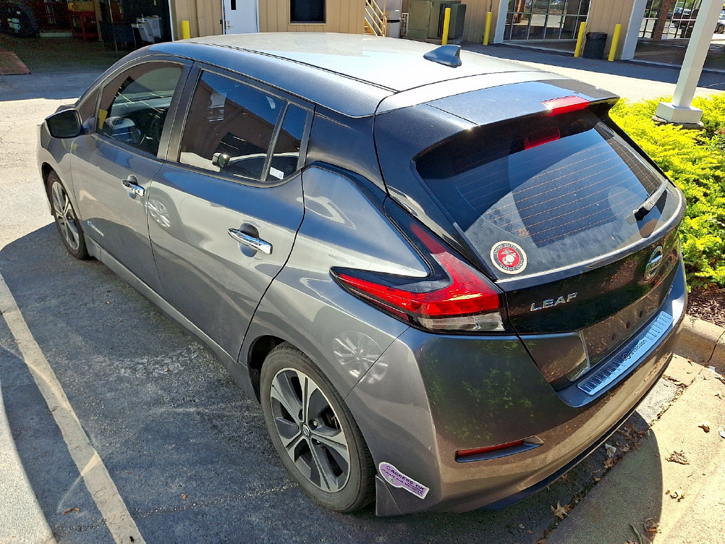 Used 2019 Nissan Leaf SV w/ Protection Package FWD image 6