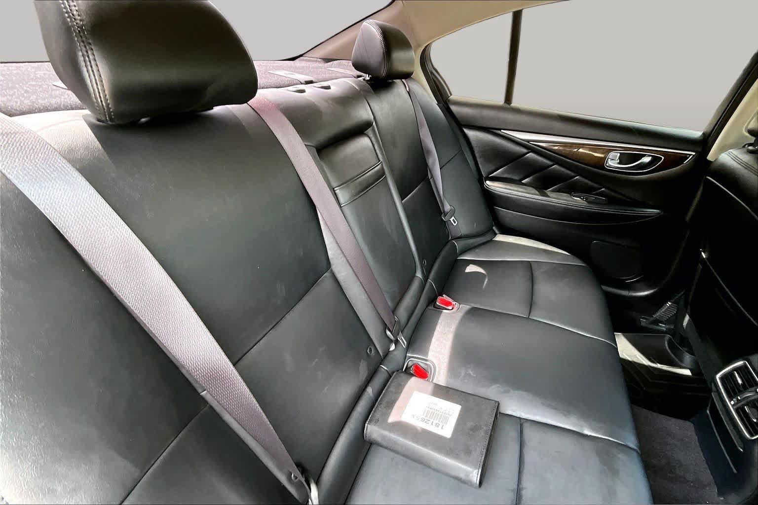 Used 2018 INFINITI Q50 Luxe AWD/4WD image 20