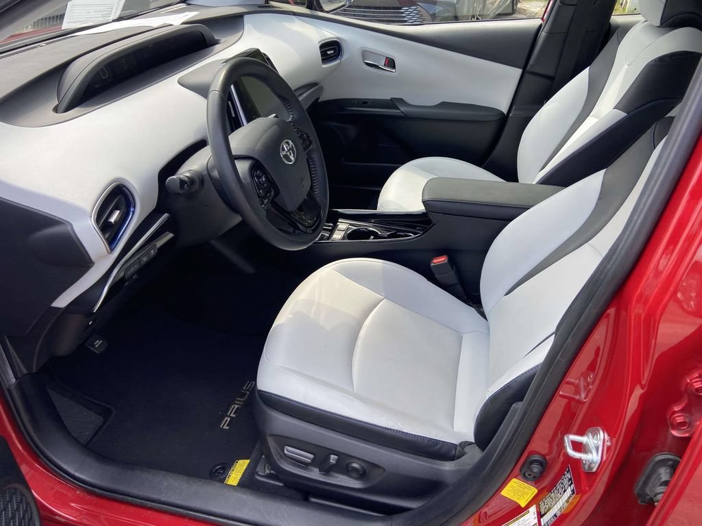 Used 2019 Toyota Prius Limited FWD image 15