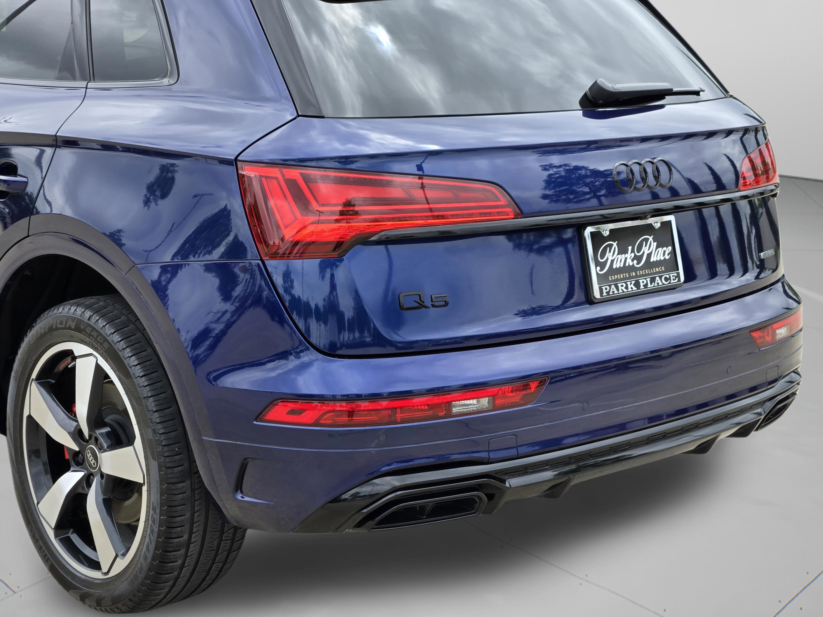 Used 2024 Audi Q5 2.0T Premium Plus w/ Premium Plus Package AWD/4WD image 36