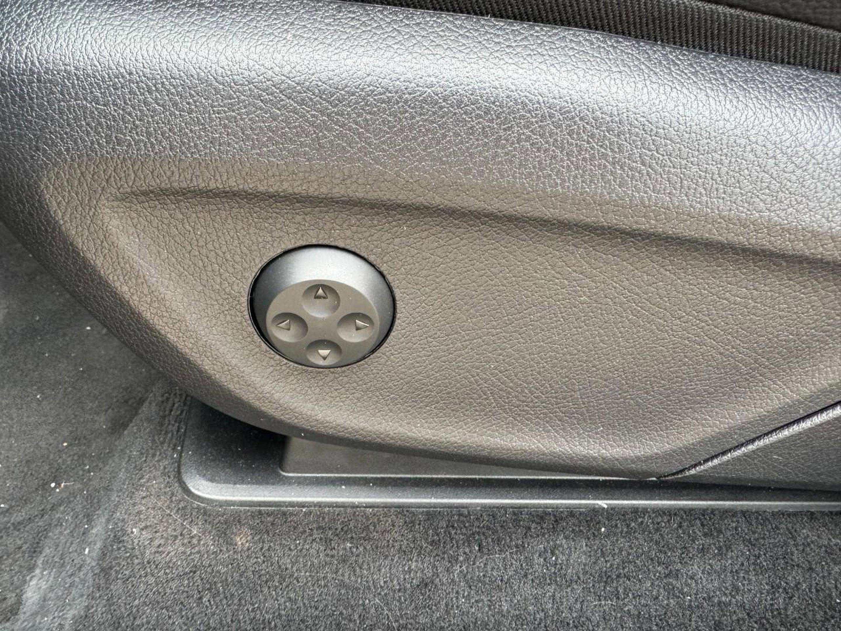 Used 2022 Mercedes-Benz GLE 350 4MATIC image 27