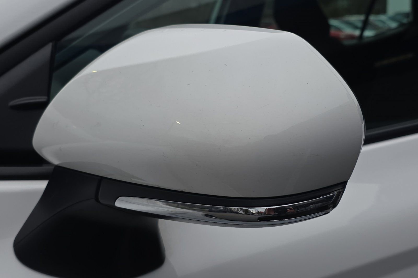 Used 2025 Toyota Camry LE FWD image 27