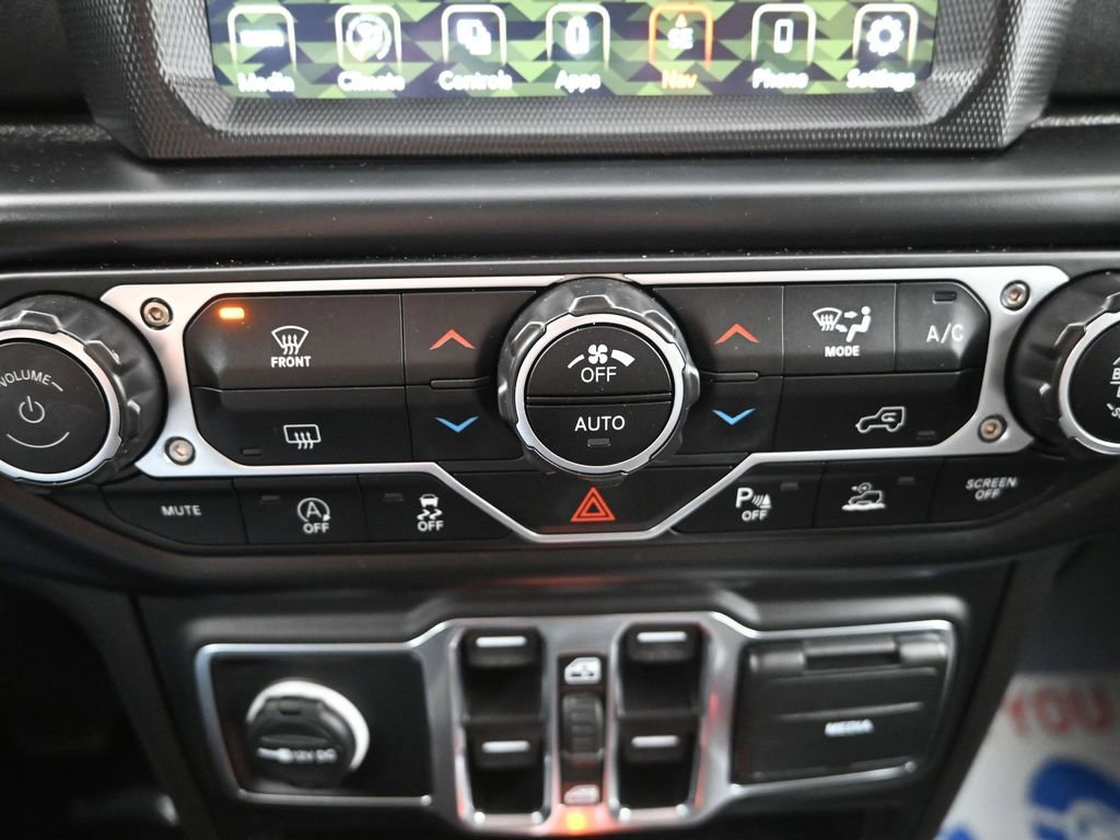 Used 2023 Jeep Gladiator Overland image 21