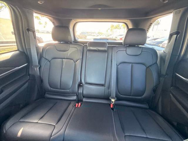 Certified 2025 Jeep Grand Cherokee Limited image 24