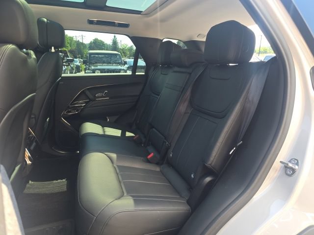 Used 2024 Land Rover Range Rover Sport SE AWD/4WD image 23