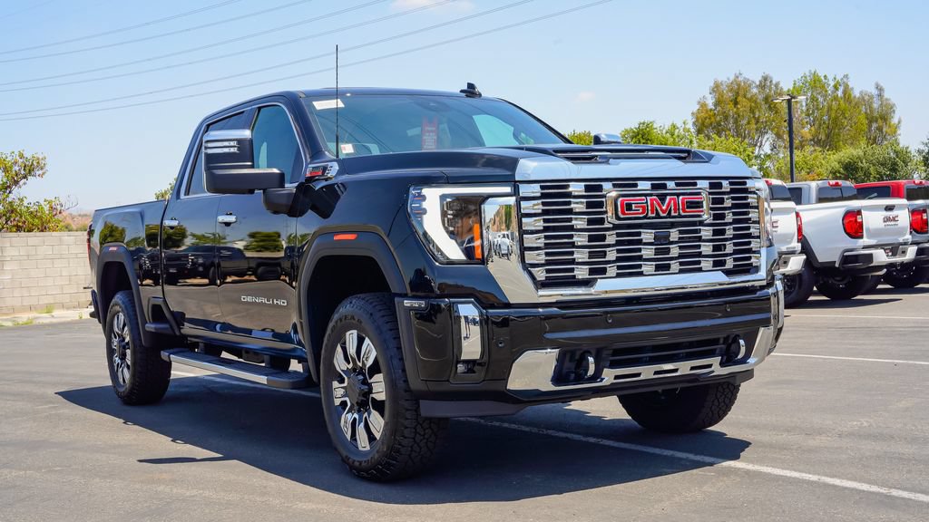 New 2026 GMC Sierra 2500 Denali w/ Denali Reserve Package AWD/4WD image 5
