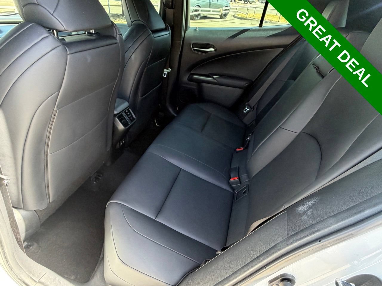 Used 2019 Lexus UX 200 F Sport w/ F Sport Premium Package FWD image 34
