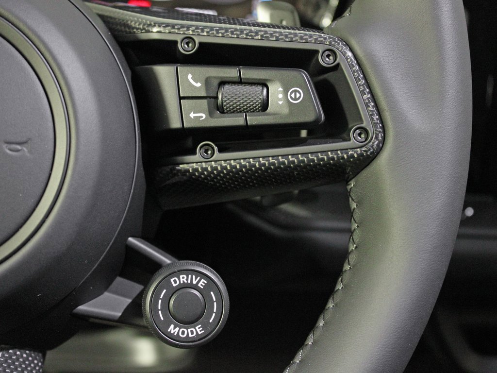 New 2026 Porsche Cayenne GTS image 26