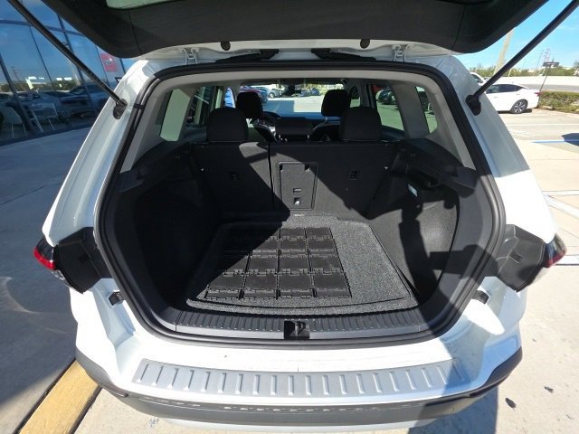 Used 2025 Volkswagen Taos S image 26