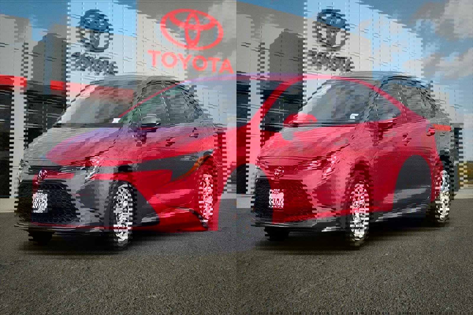 Used 2021 Toyota Corolla LE image 7