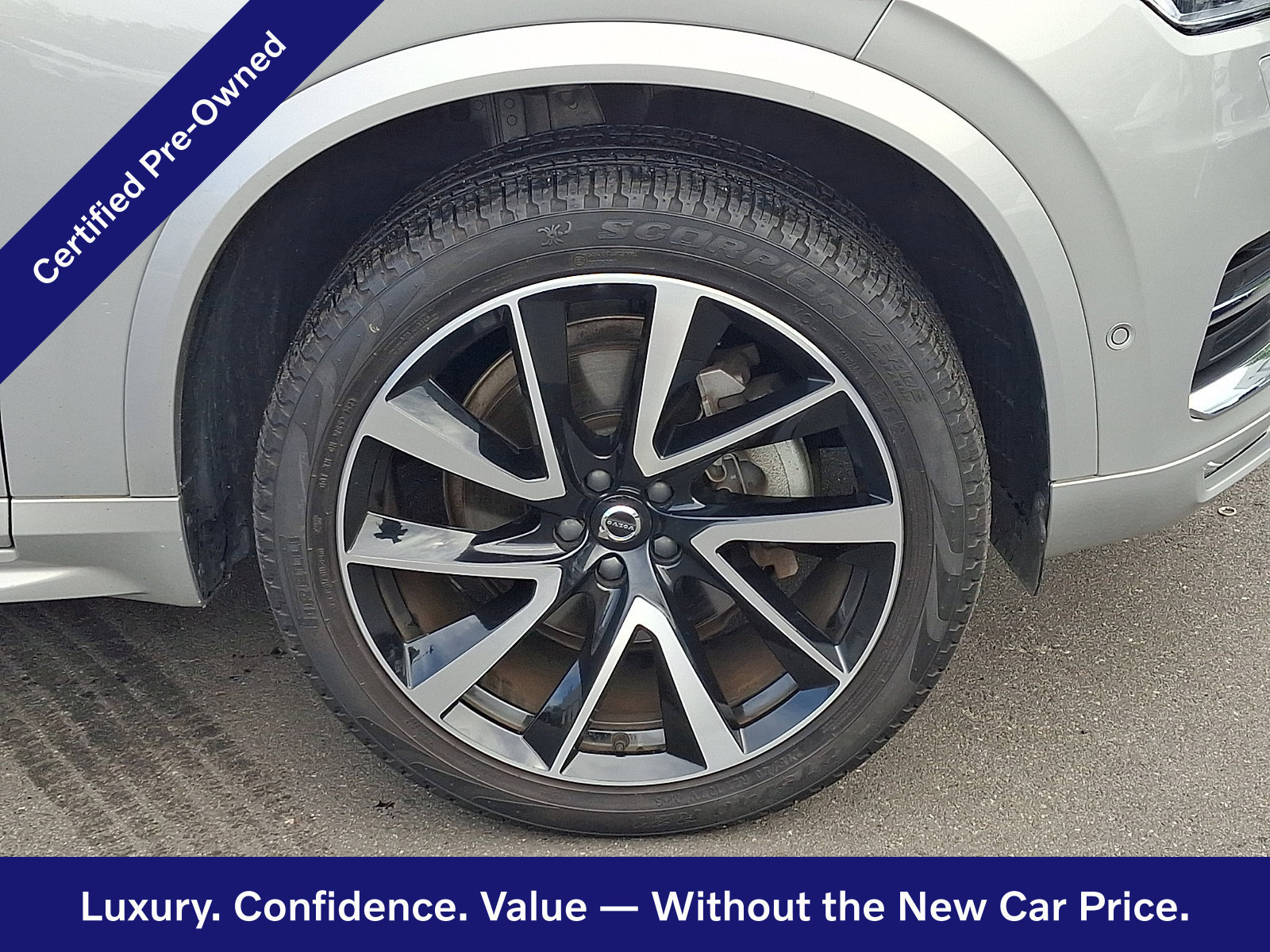 Certified 2024 Volvo XC90 B5 Plus w/ Protection Package Premier AWD/4WD image 9