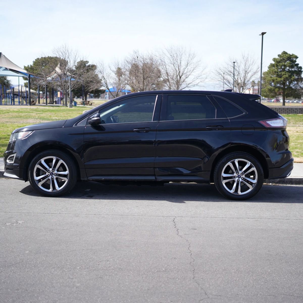 Used 2017 Ford Edge Sport AWD/4WD image 3