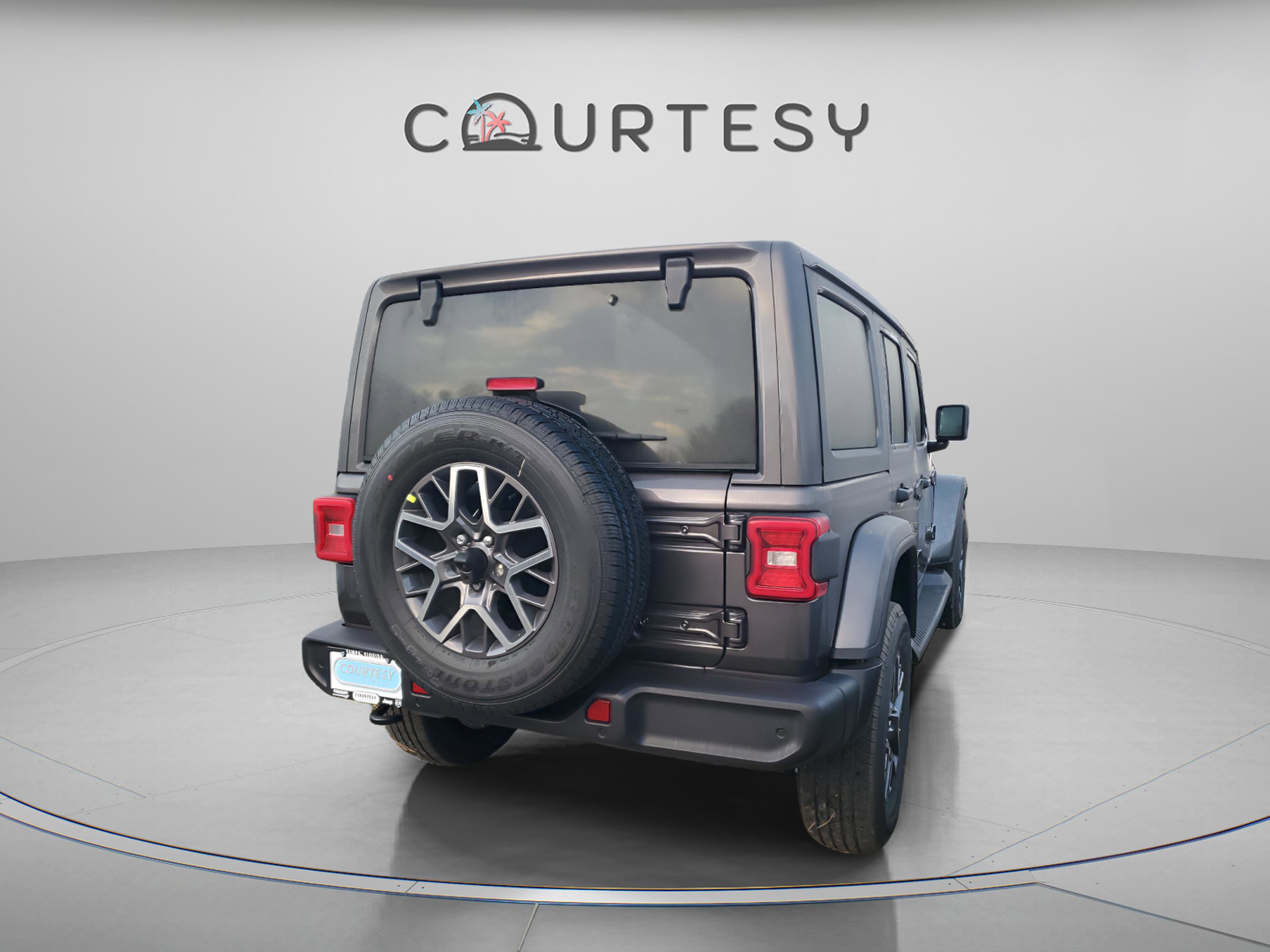 New 2026 Jeep Wrangler Unlimited Sahara w/ Safety Group AWD/4WD image 4