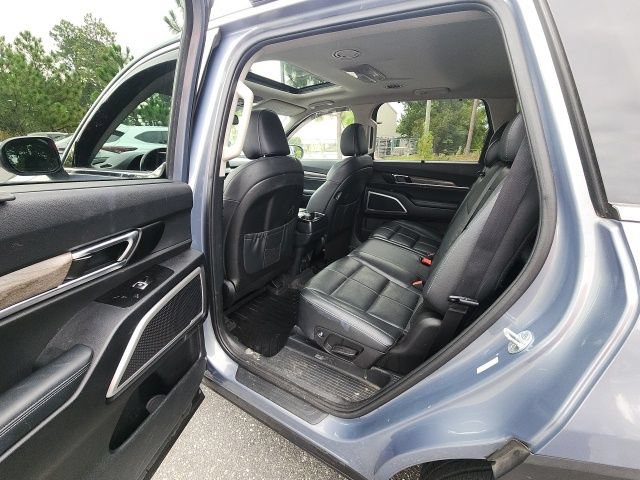 Used 2020 Kia Telluride EX w/ Towing Package AWD/4WD image 24