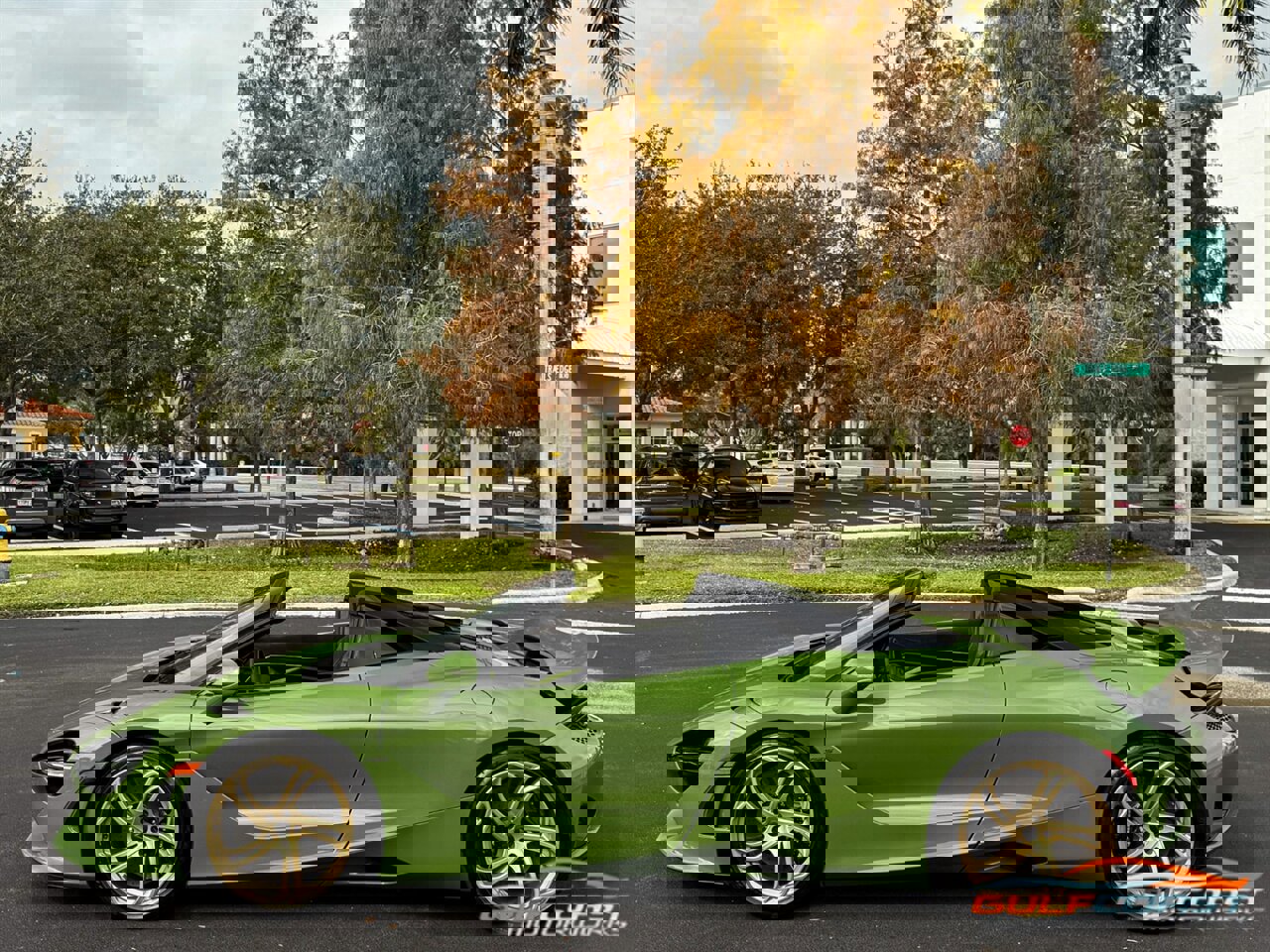 Used 2025 McLaren 750S Spider image 35