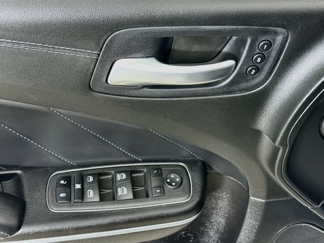 Used 2022 Dodge Charger Scat Pack RWD image 17