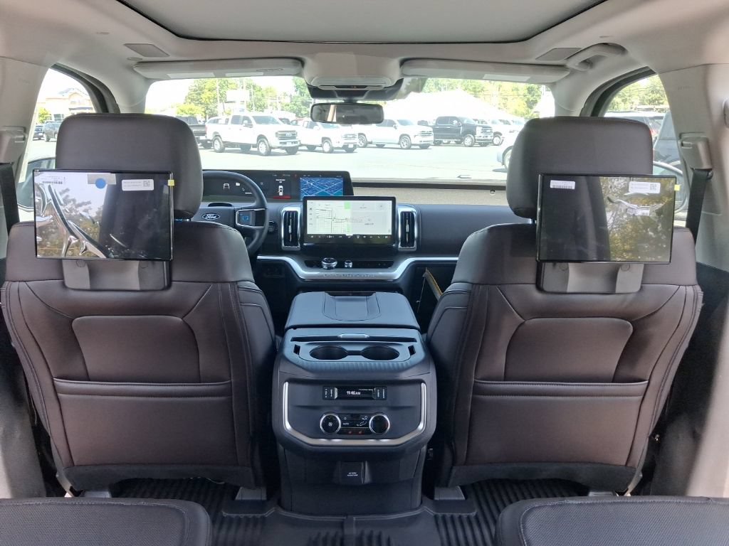 New 2027 Ford Expedition Platinum w/ Platinum Ultimate Package AWD/4WD image 20